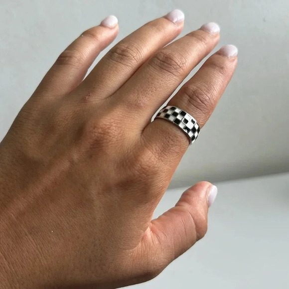 925 Sterling Silver Checkerboard Adjustable Ring - Picture 6 of 9